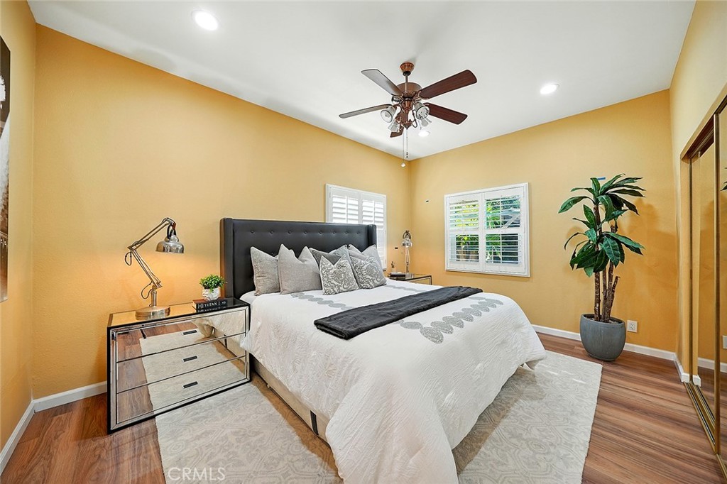6233 Freckles Road