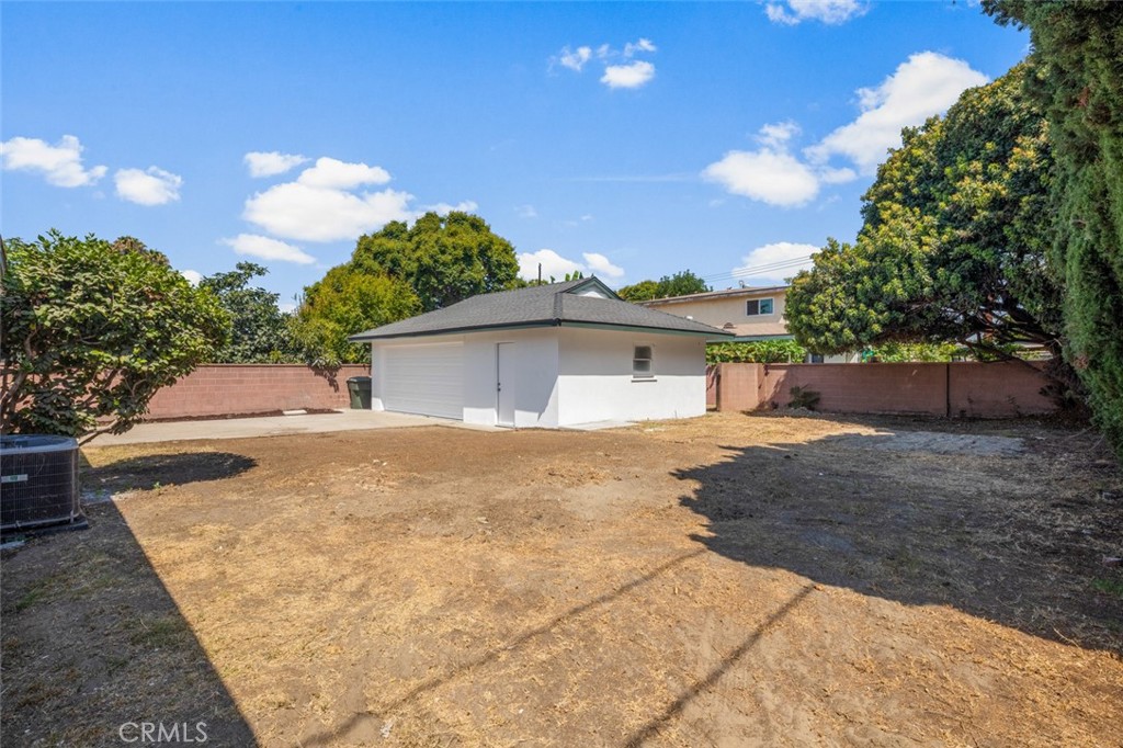 10181 Lampson Avenue