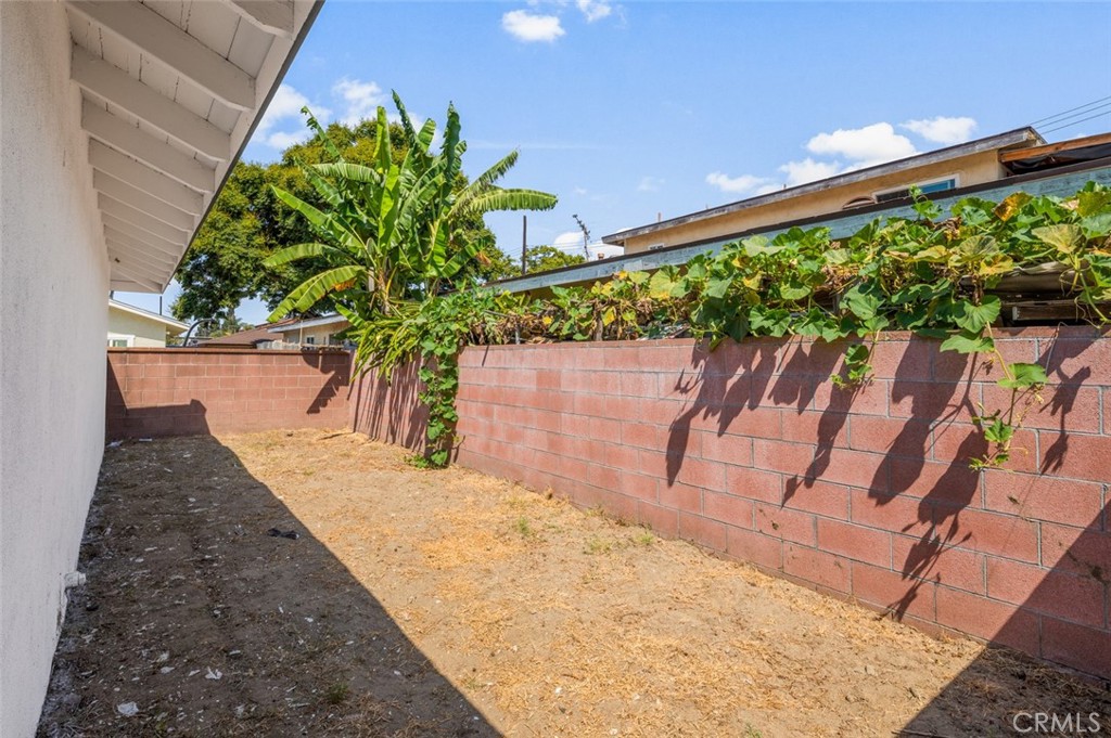 10181 Lampson Avenue
