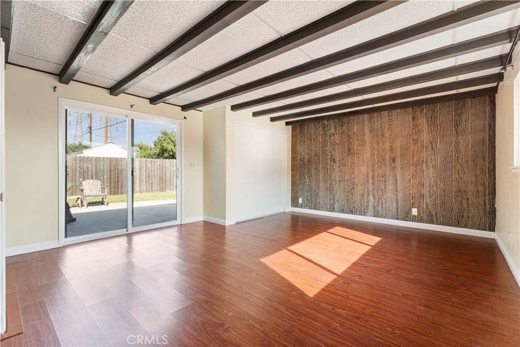 16582 Lucia Lane