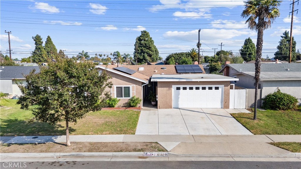 16582 Lucia Lane