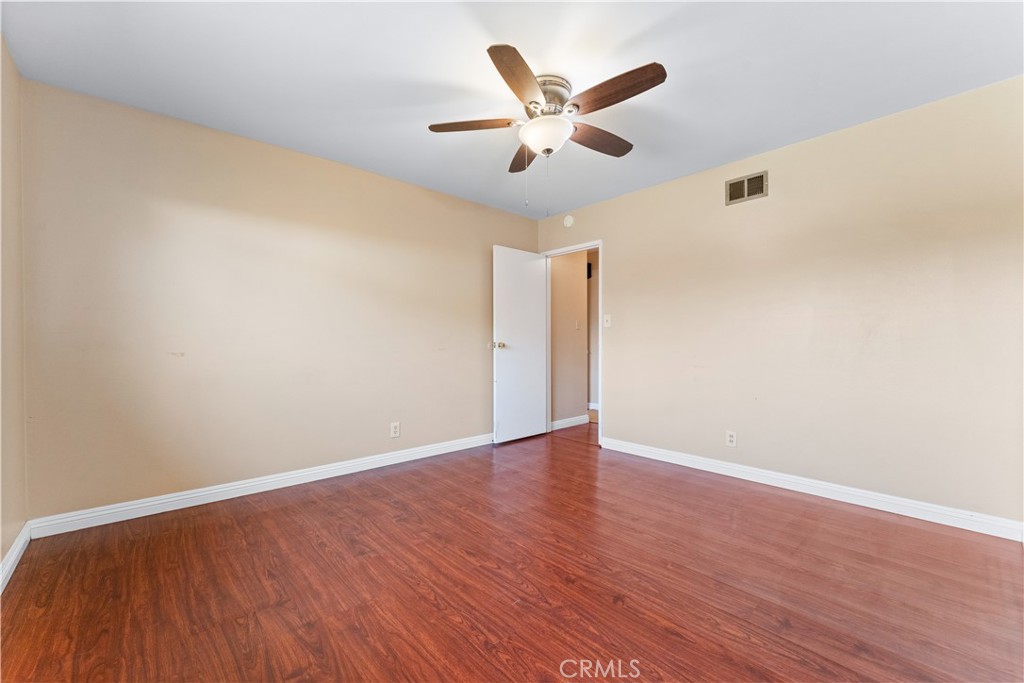 16582 Lucia Lane