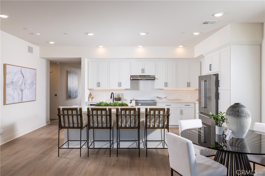 414 Main Street 420