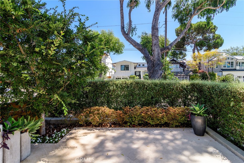 701 Poppy Avenue