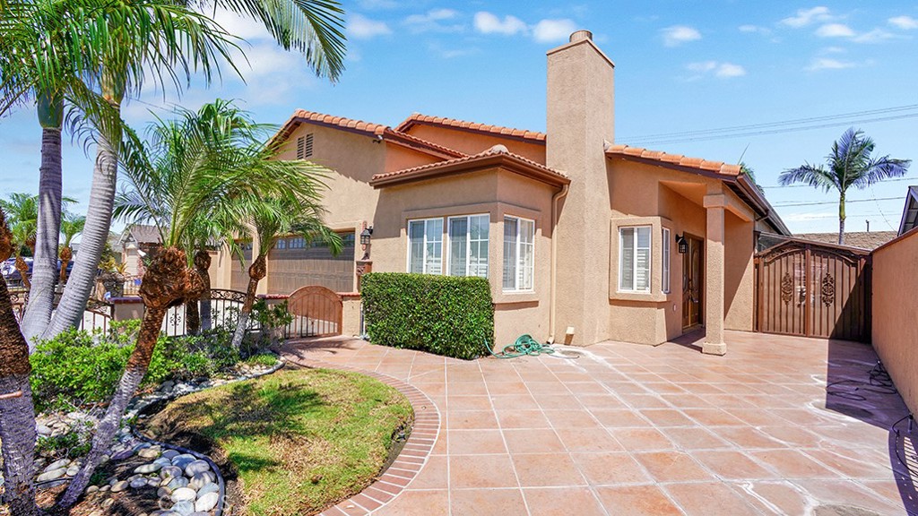 5781 Vallecito Drive