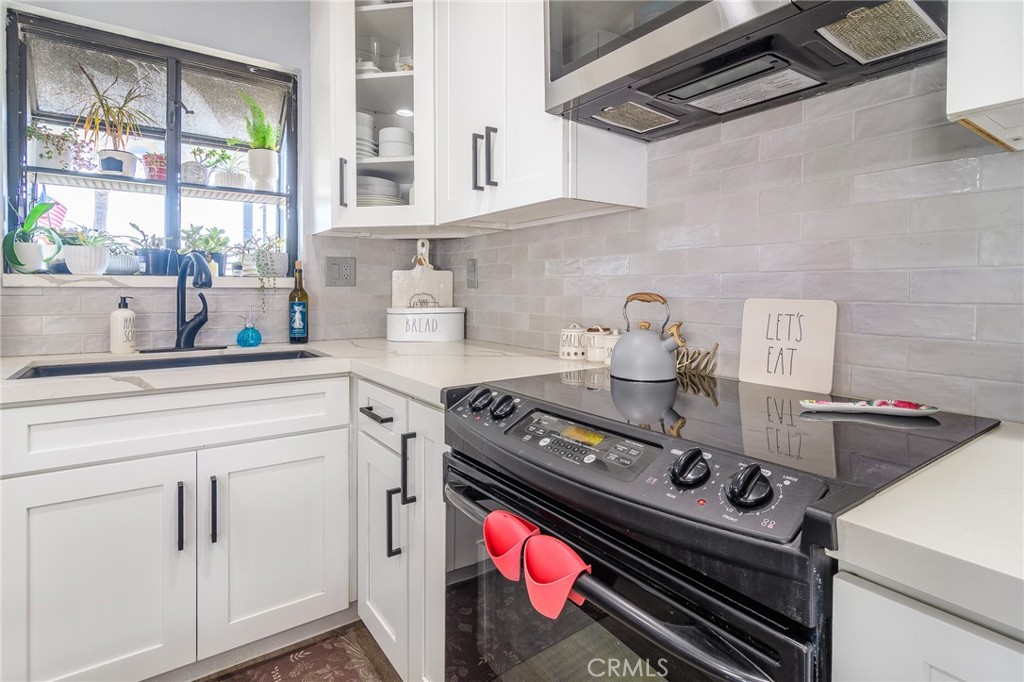 10051 KUKUI DRIVE