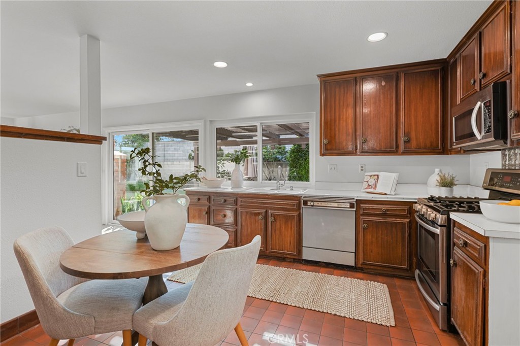 19051 Randi Lane
