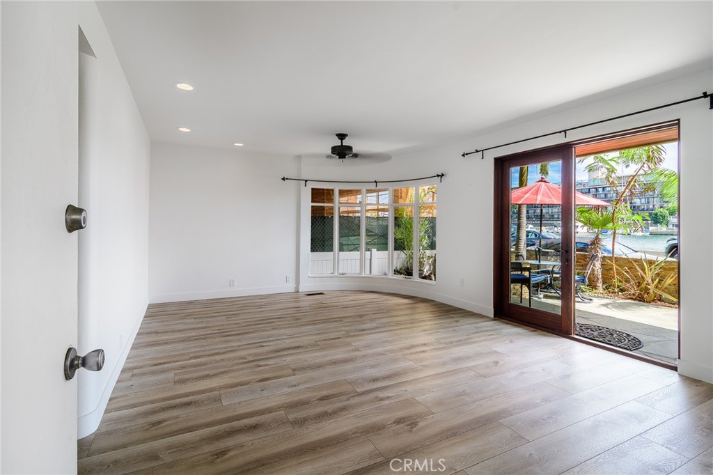 167 Bay Shore A