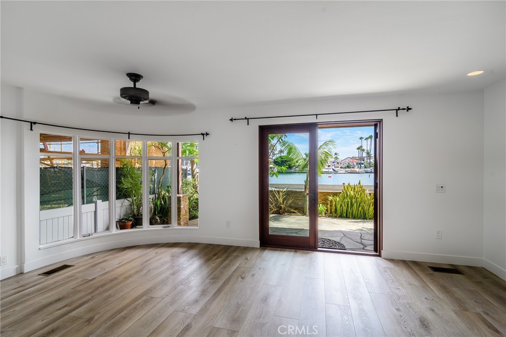 167 Bay Shore A