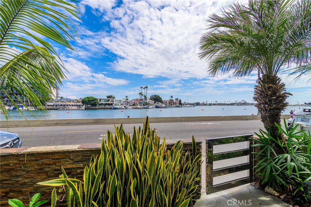 167 Bay Shore A