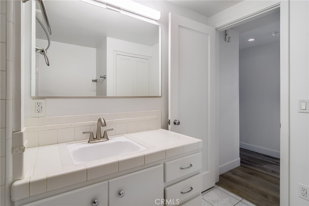 167 Bay Shore A