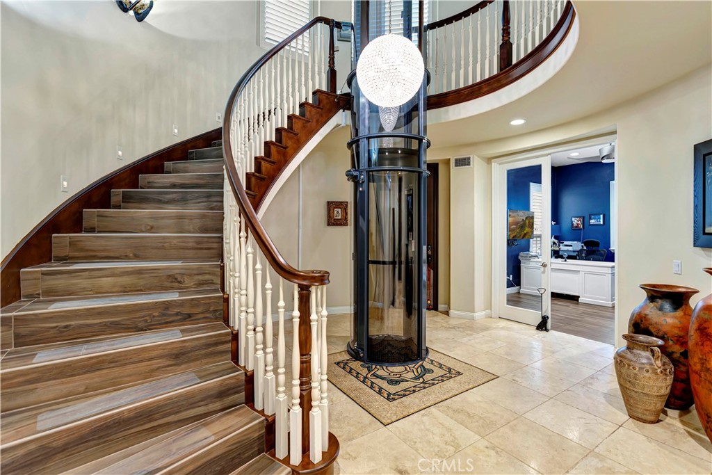 6416 Setting Sun Drive