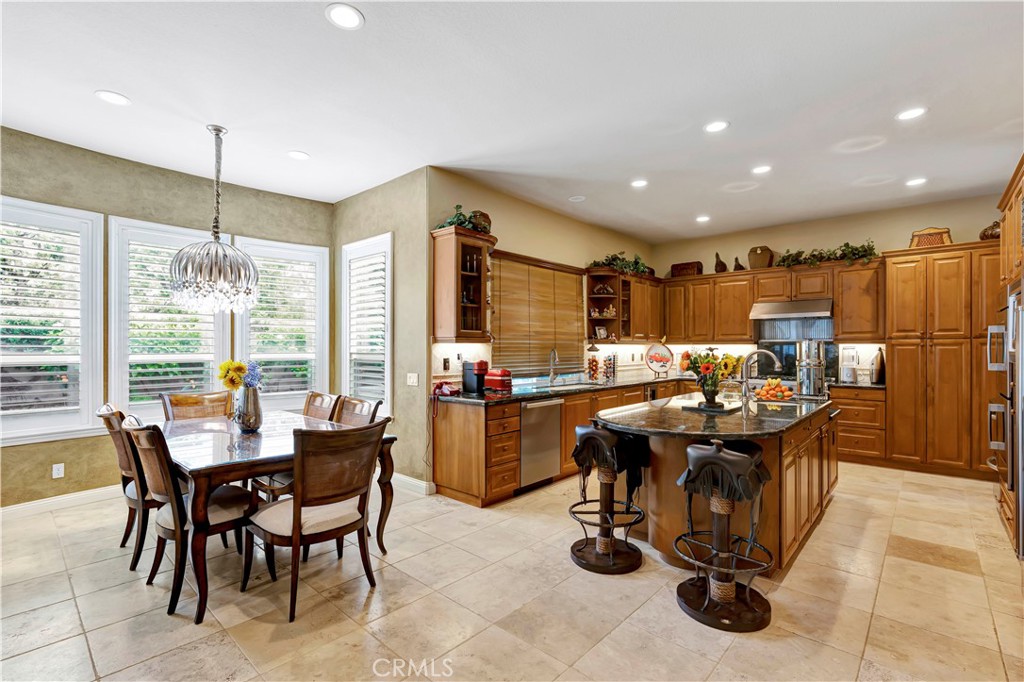 6416 Setting Sun Drive