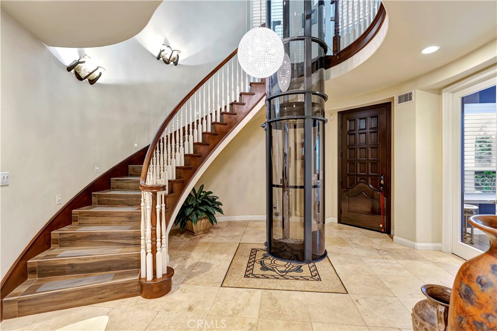 6416 Setting Sun Drive