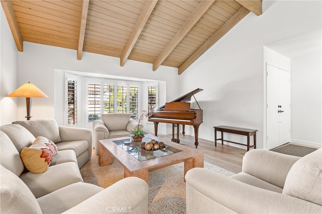 346 S Silverbrook Drive