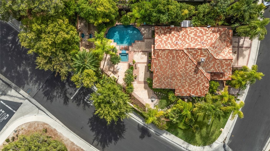 22122 Brookpine