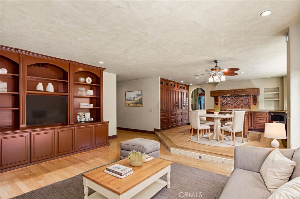 22122 Brookpine