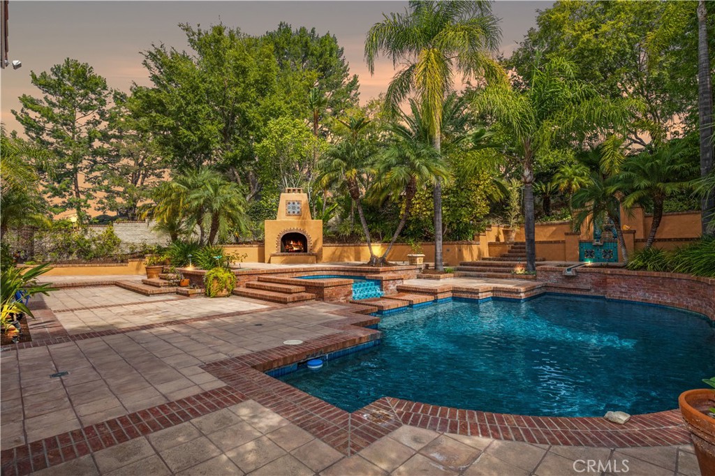 22122 Brookpine