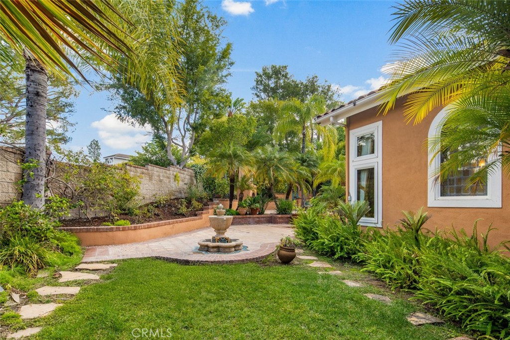 22122 Brookpine