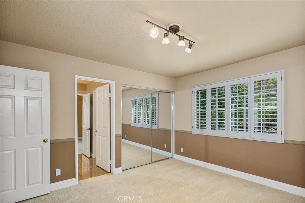 22122 Brookpine
