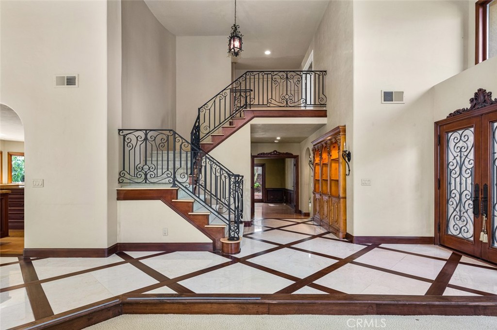 22122 Brookpine