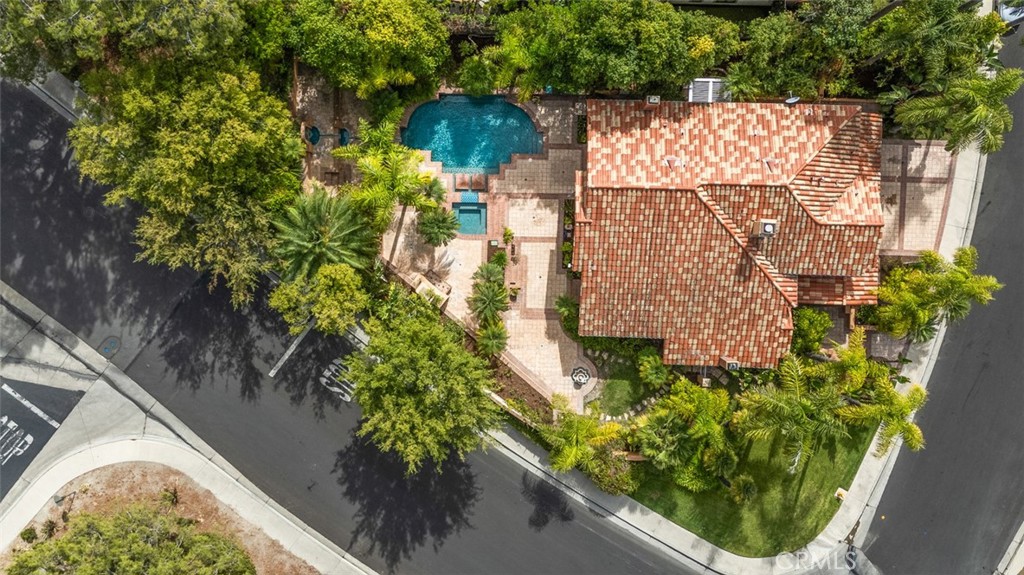 22122 Brookpine