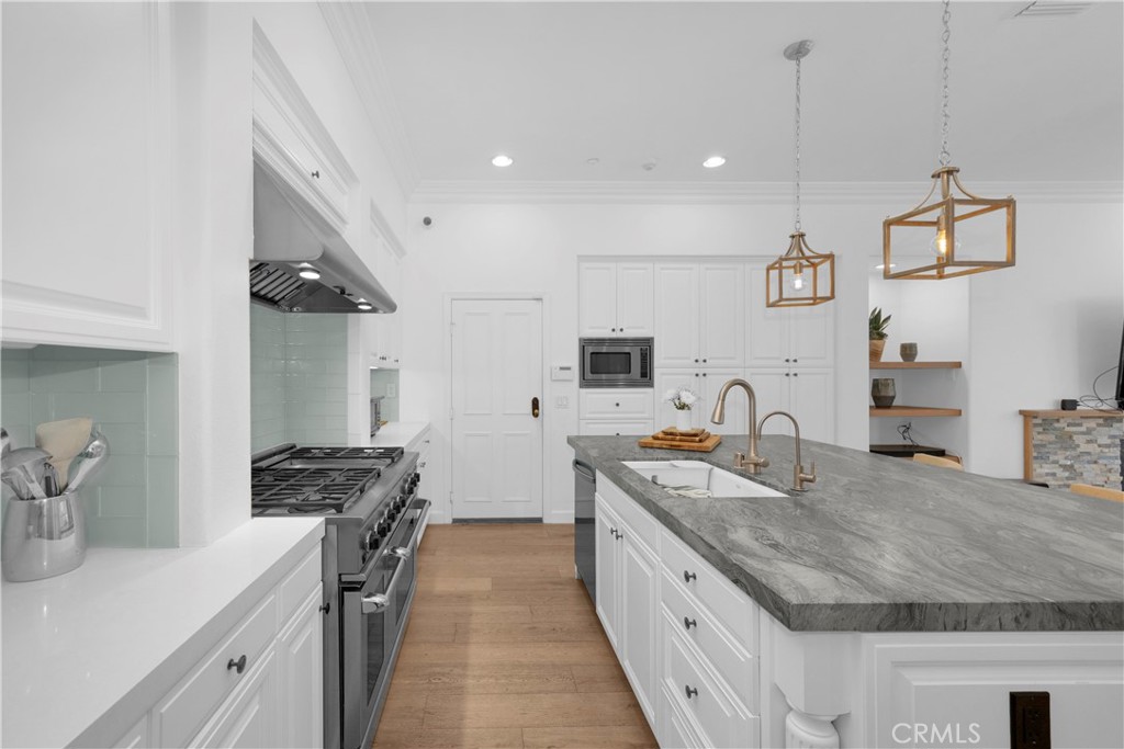 21331 Balerma Lane