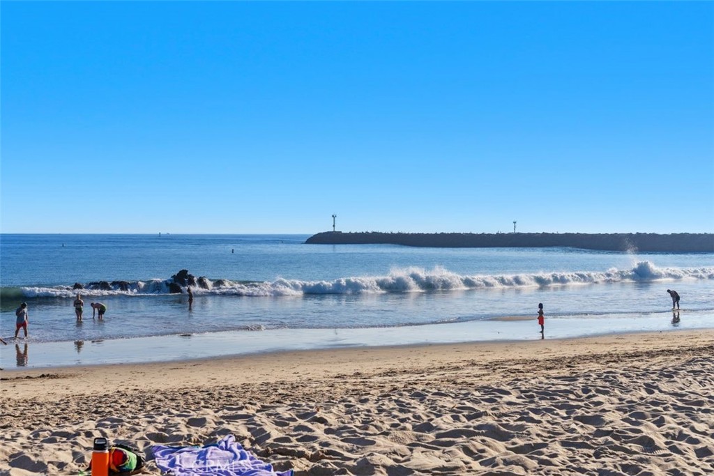 3130 Breakers