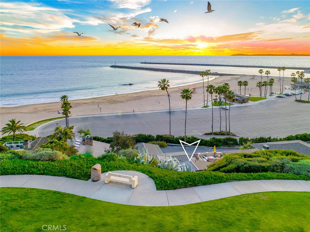 3130 Breakers