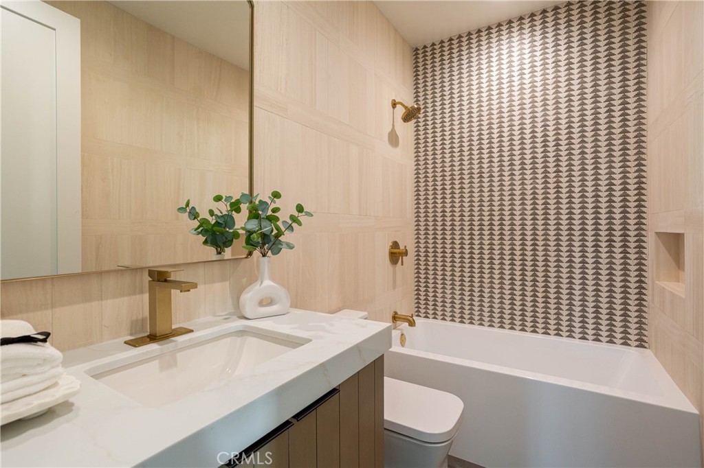 9121 Christine Drive