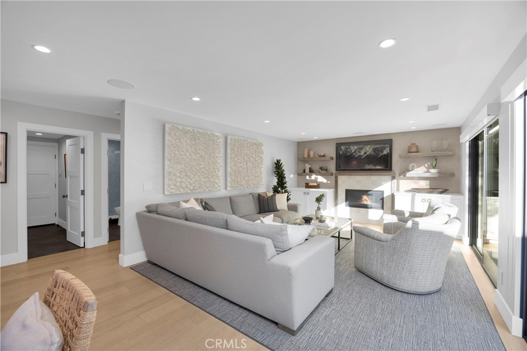 6712 Morning Tide Drive