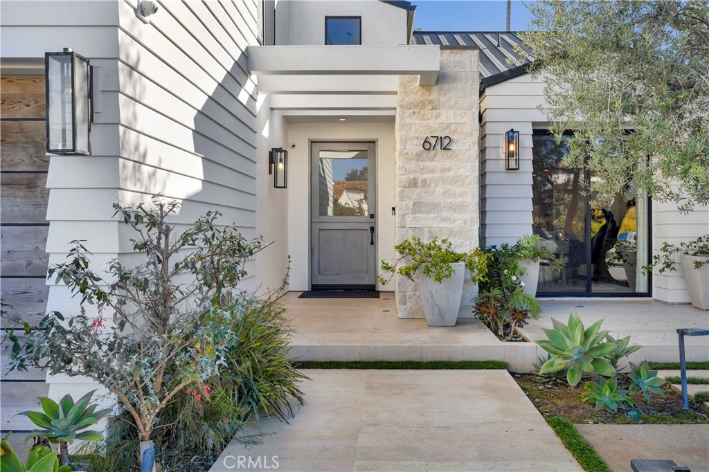 6712 Morning Tide Drive