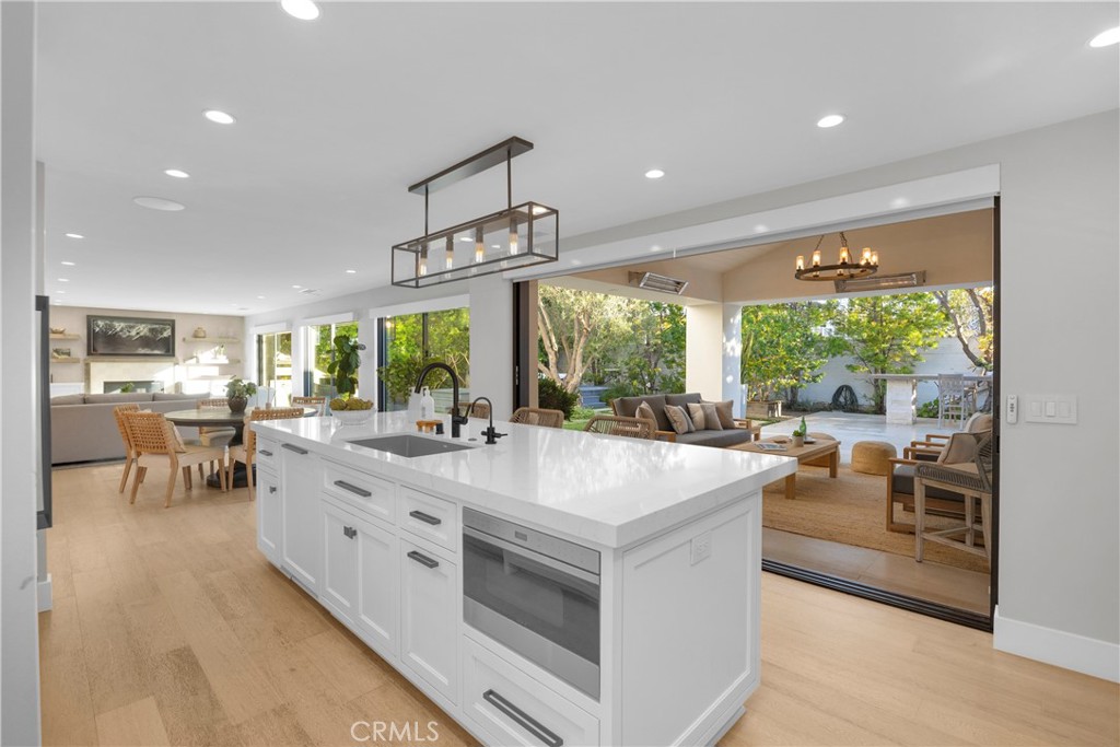 6712 Morning Tide Drive