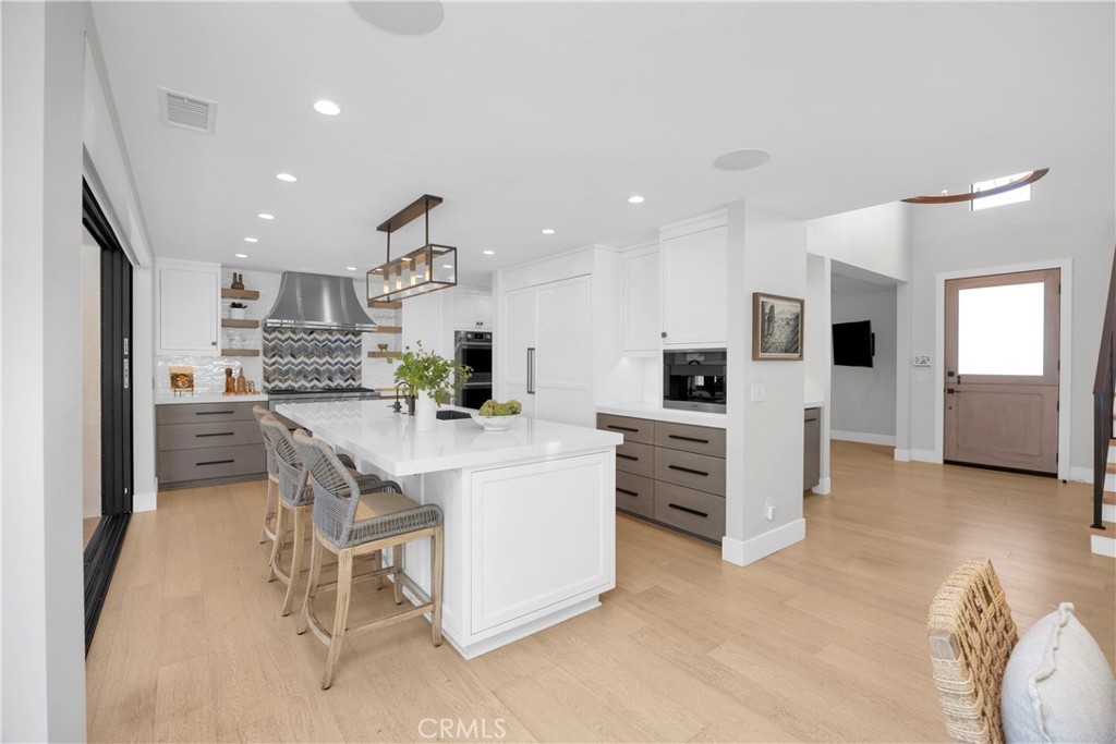 6712 Morning Tide Drive