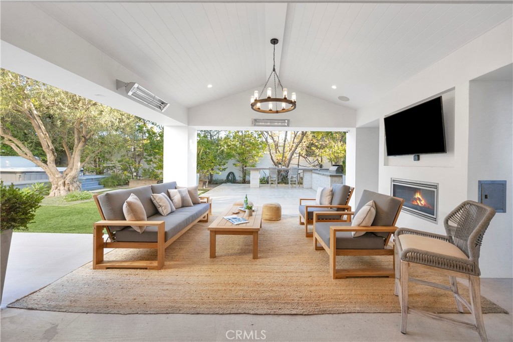 6712 Morning Tide Drive