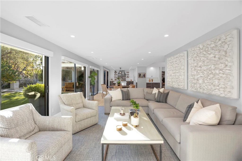 6712 Morning Tide Drive