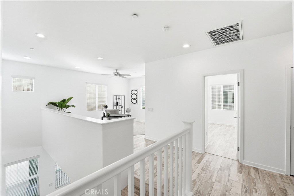 2633 Clarion Lane