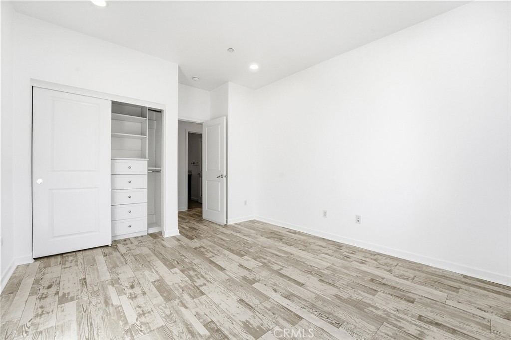 2633 Clarion Lane