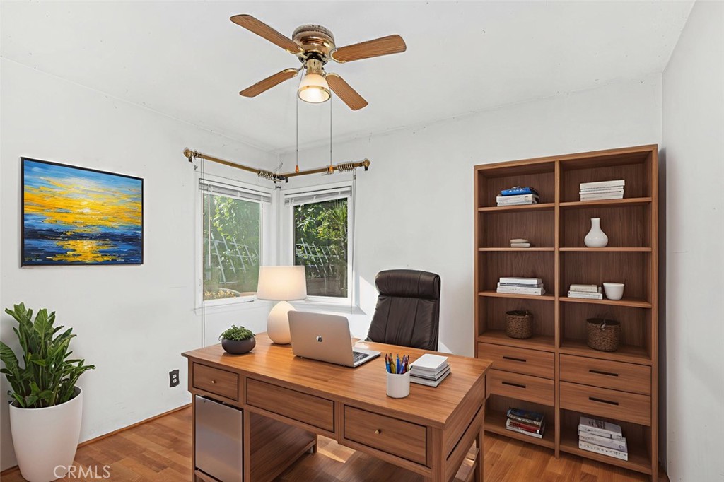 5837 Fanwood