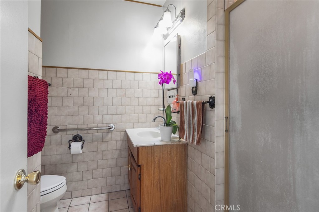 5837 Fanwood