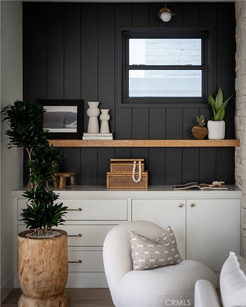 616 Poinsettia Avenue