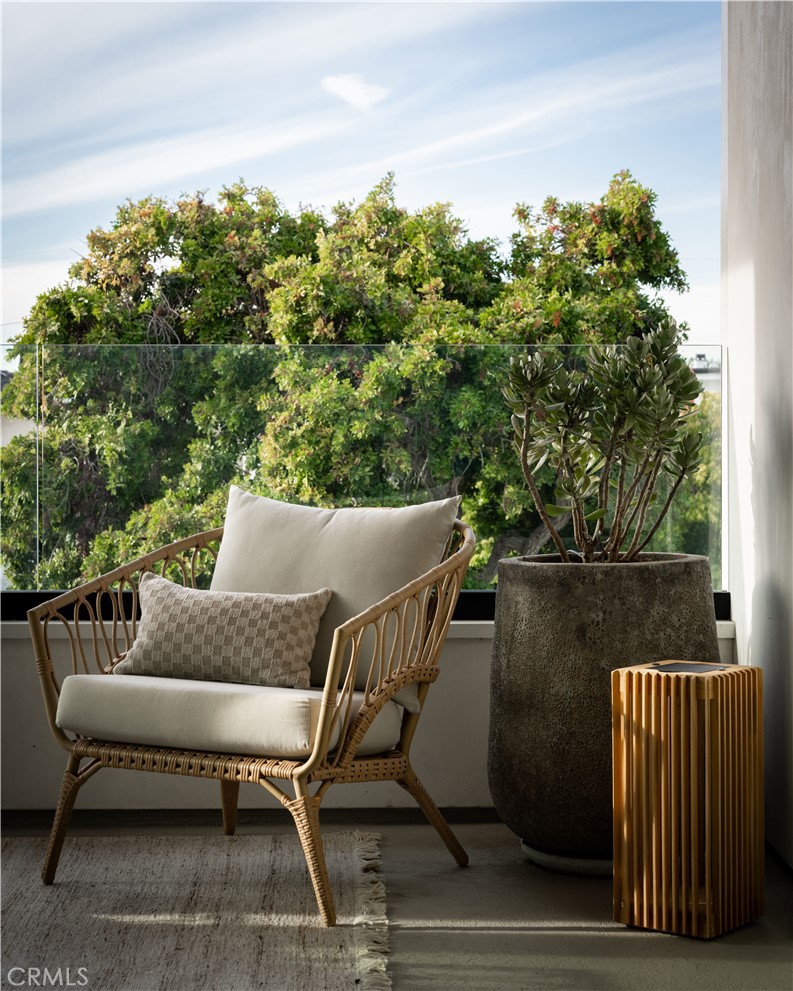 616 Poinsettia Avenue