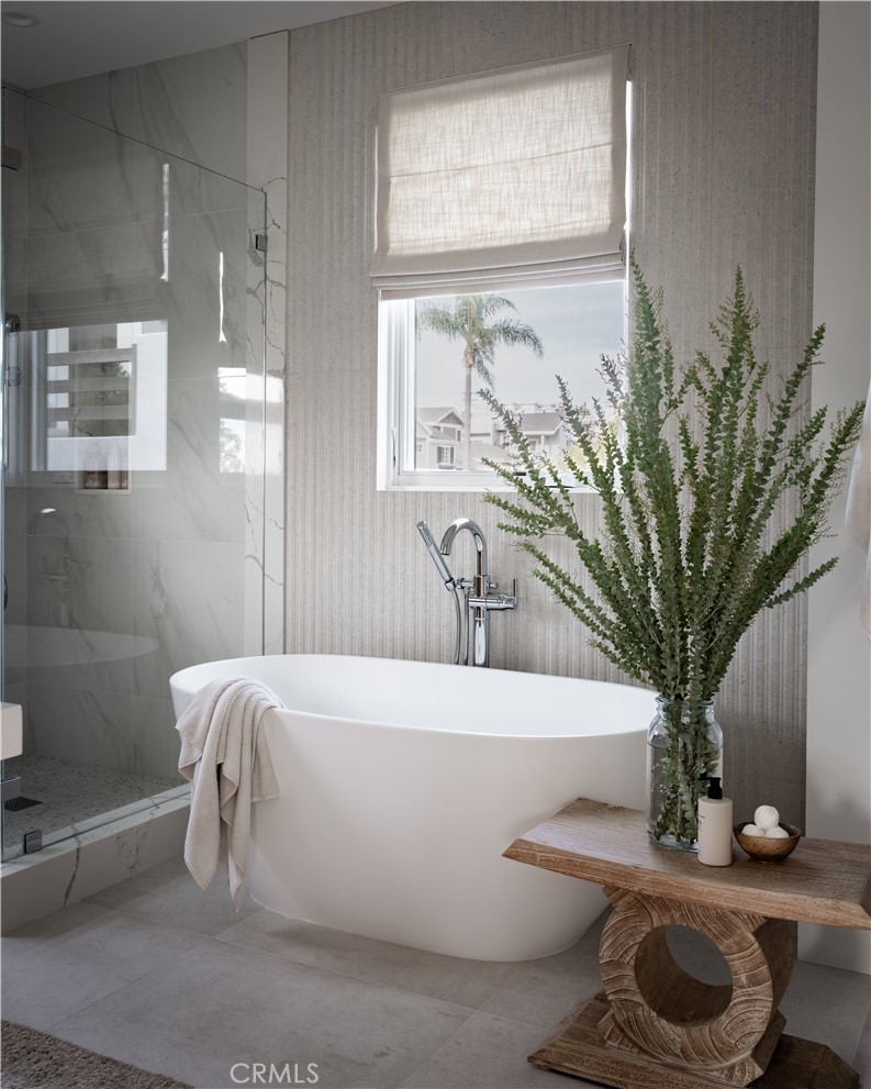 616 Poinsettia Avenue