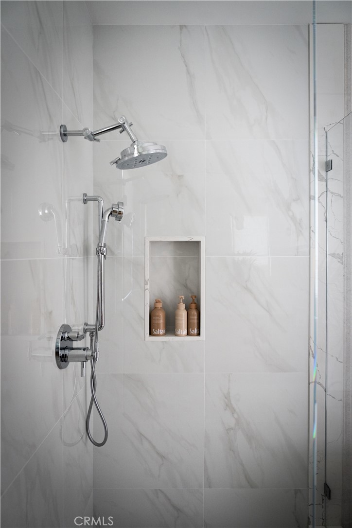 616 Poinsettia Avenue