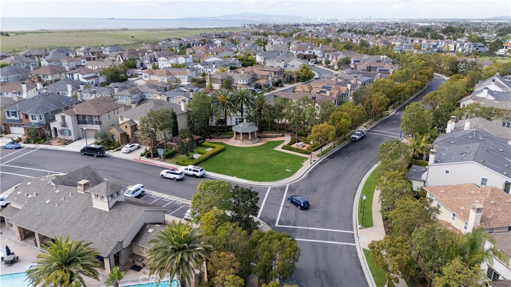 17491 Oakbluffs Lane