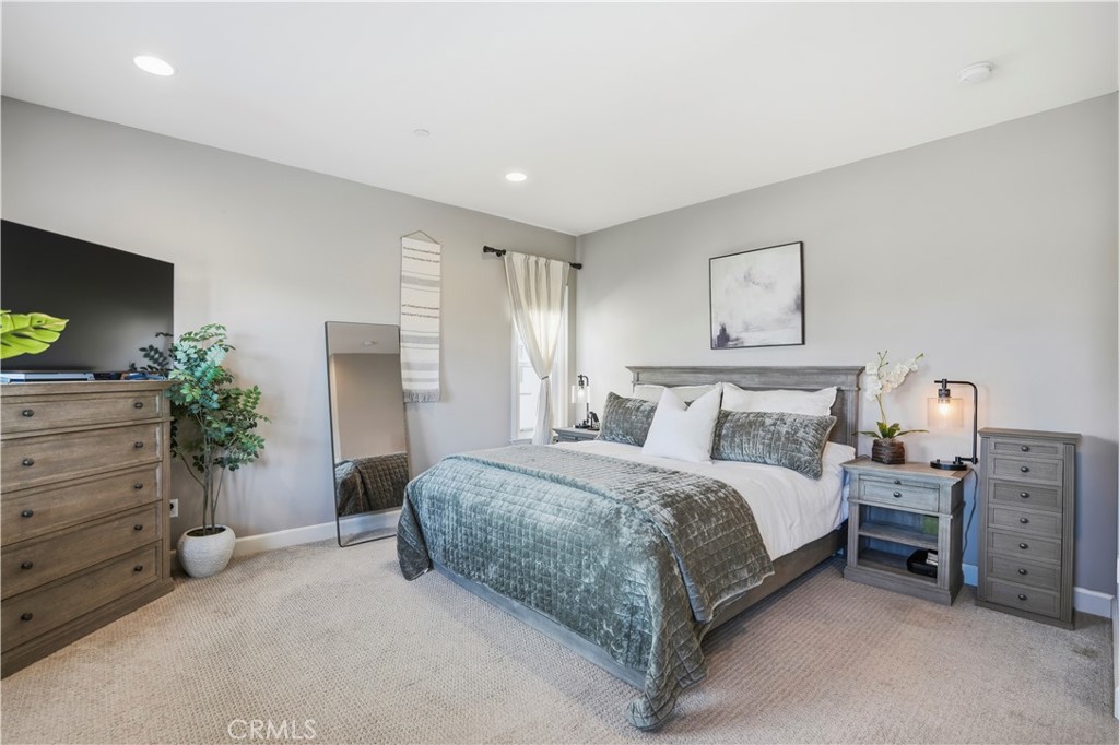 17491 Oakbluffs Lane