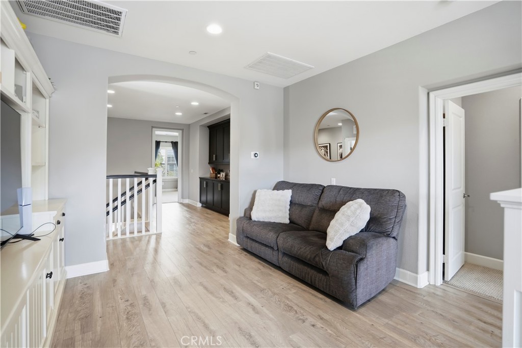 17491 Oakbluffs Lane