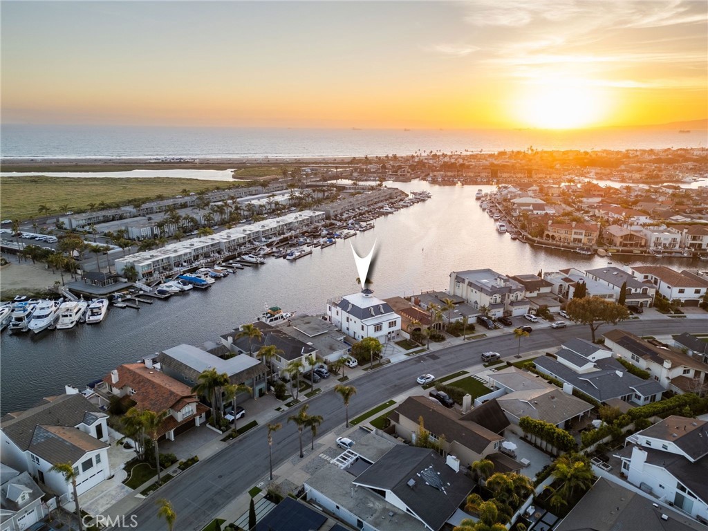 17007 Edgewater Lane