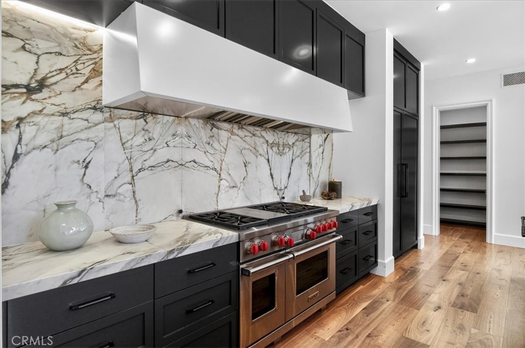 34 Smithcliffs