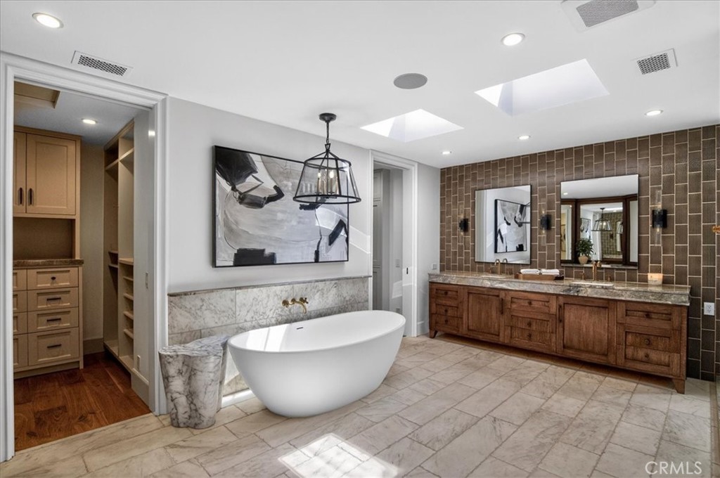 34 Smithcliffs